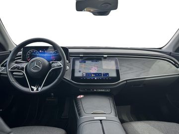 Mercedes E 200 - 8