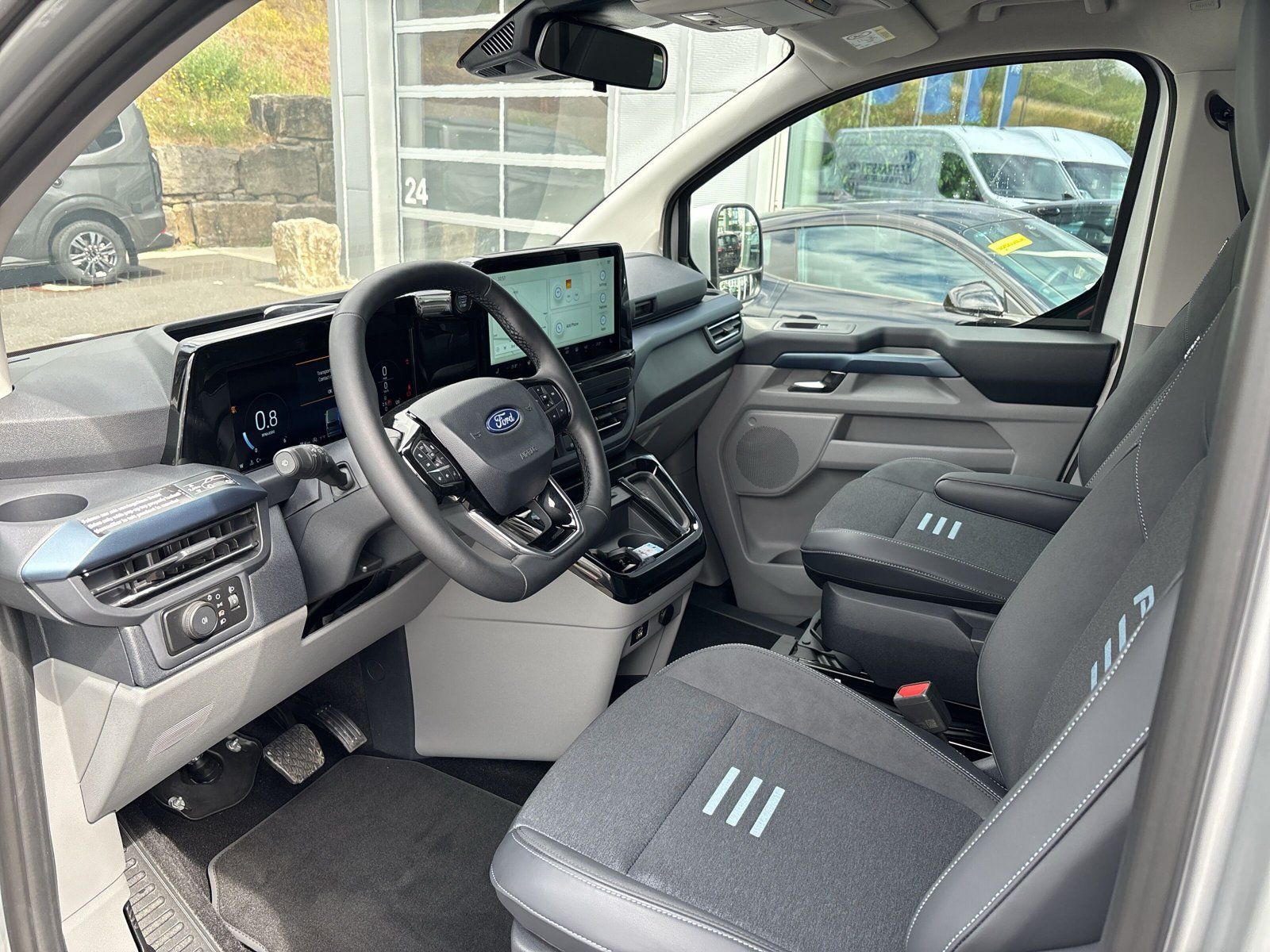 Fahrzeugabbildung Ford Transit Custom 320 L2 Motorcaravan Nugget Activ