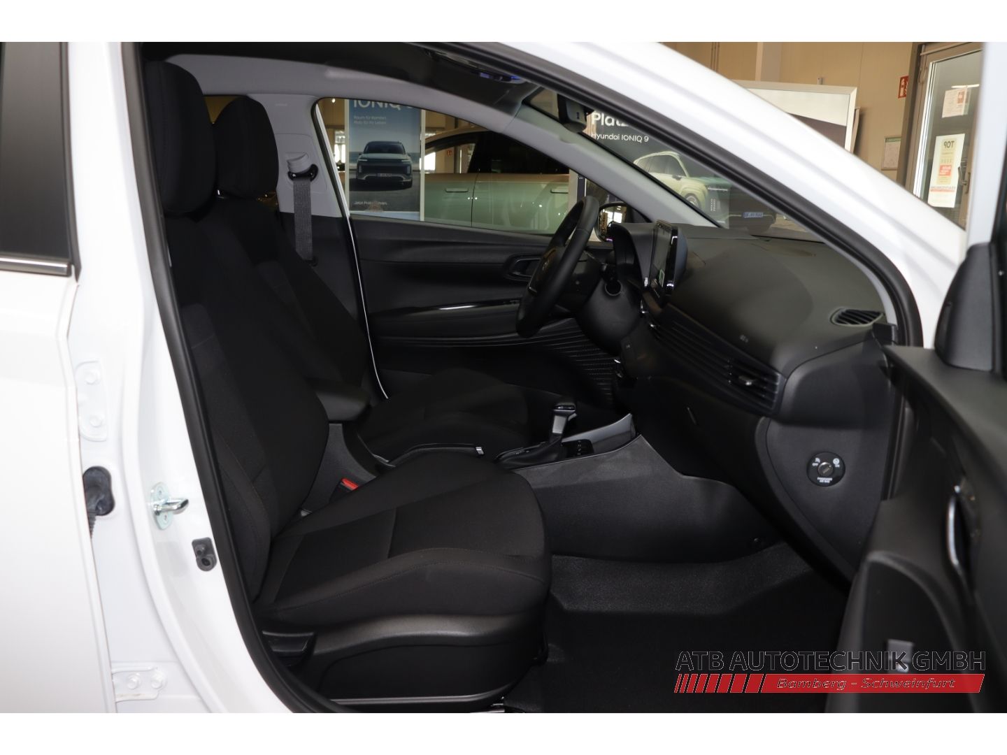 Fahrzeugabbildung Hyundai BAYON MY25 1.0 T-GDI 100 PS 7-DCT 2WD Prime Soun