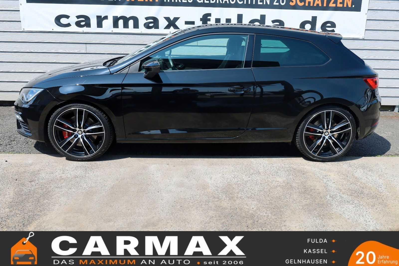Fahrzeugabbildung SEAT Leon SC Cupra 300,T.Leder,Navi,LED,SH,Kamera,ACC