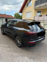 Porsche Cayenne Diesel Platinum Edition APPROVED  - Porsche Cayenne: Head-Up Display