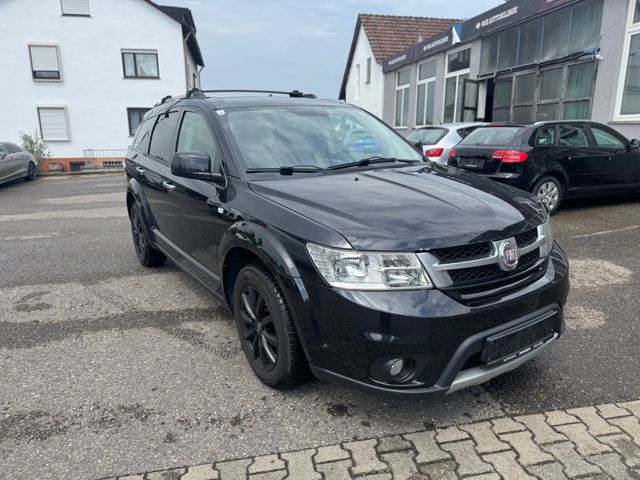 Fiat Freemont Lounge*TÜV*AWD*KLIMAAUT*7SITZER*LEDER*