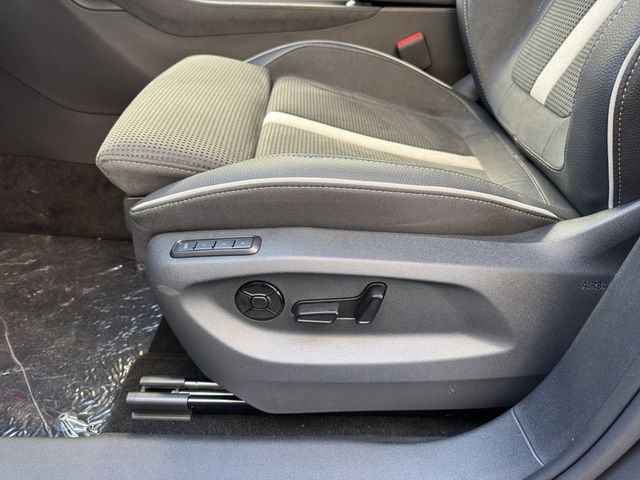 Skoda Kodiaq 1.5 TSI iV 150 kW Sportline*AHZV*HUD*360°