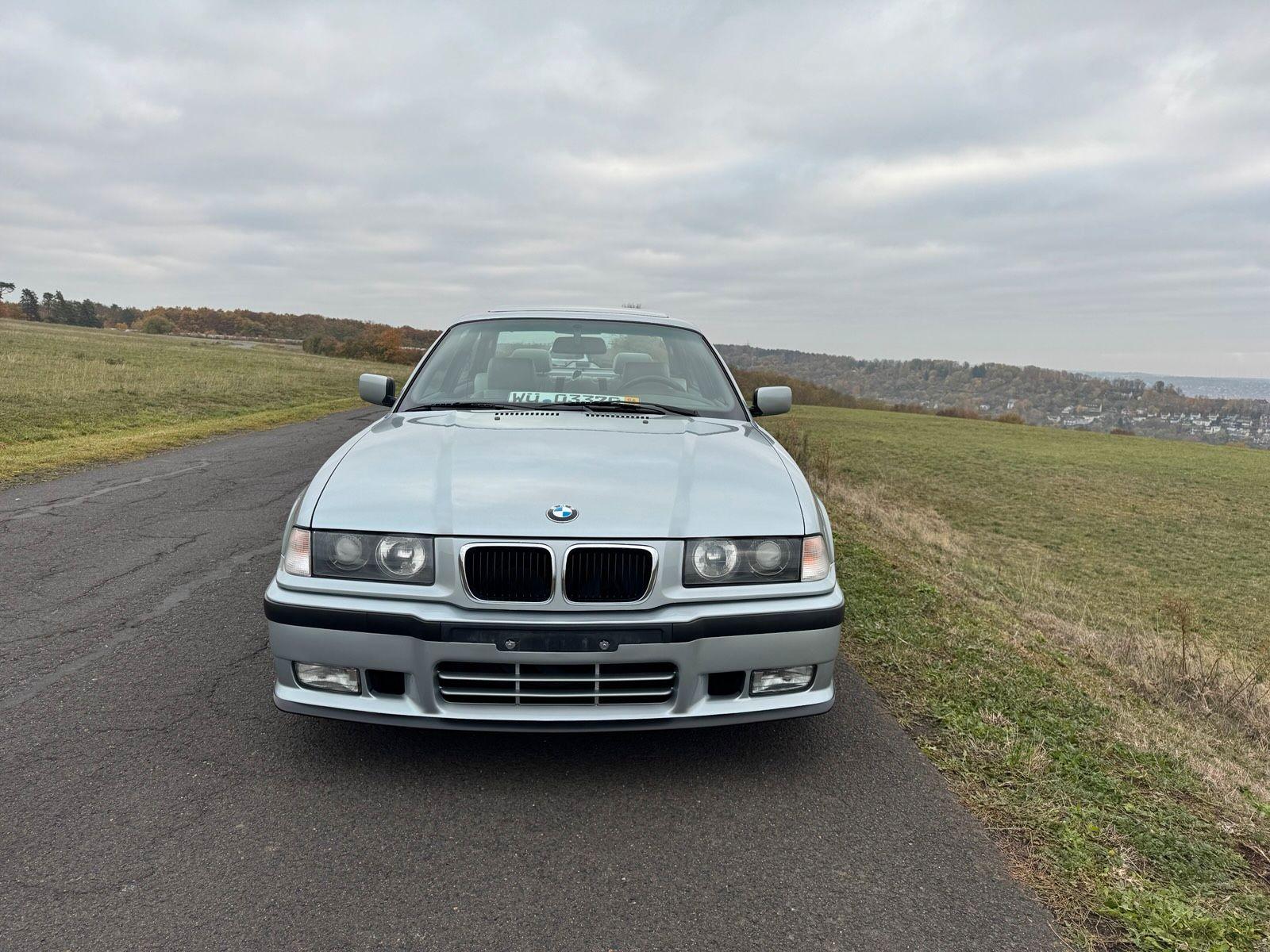 BMW 328