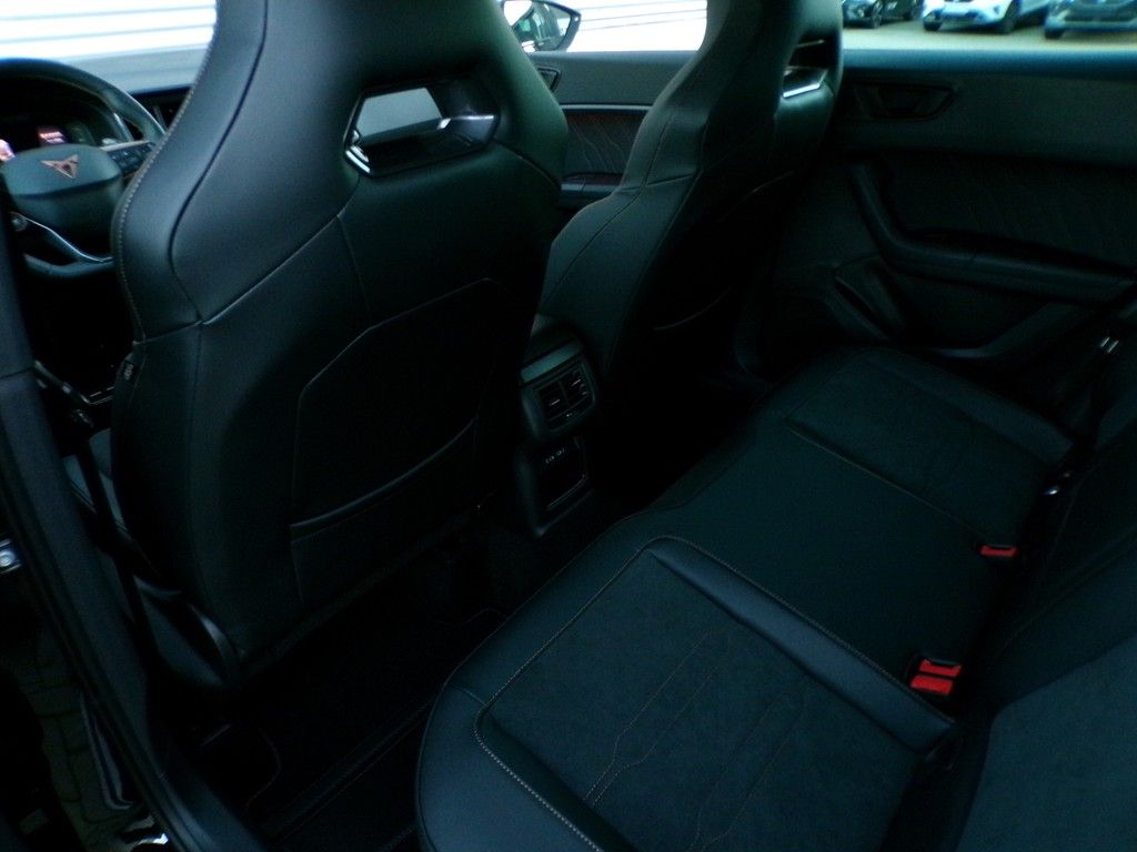 Fahrzeugabbildung CUPRA Ateca 2.0 TSI DSG 4Drive