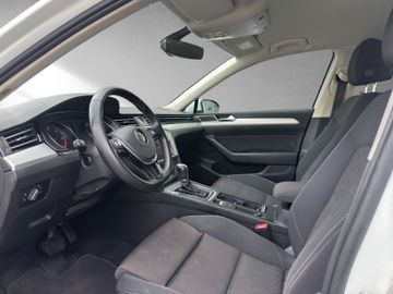Volkswagen Passat Variant - 10