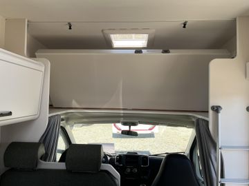 Sunlight A 68 6 Personen Camper 