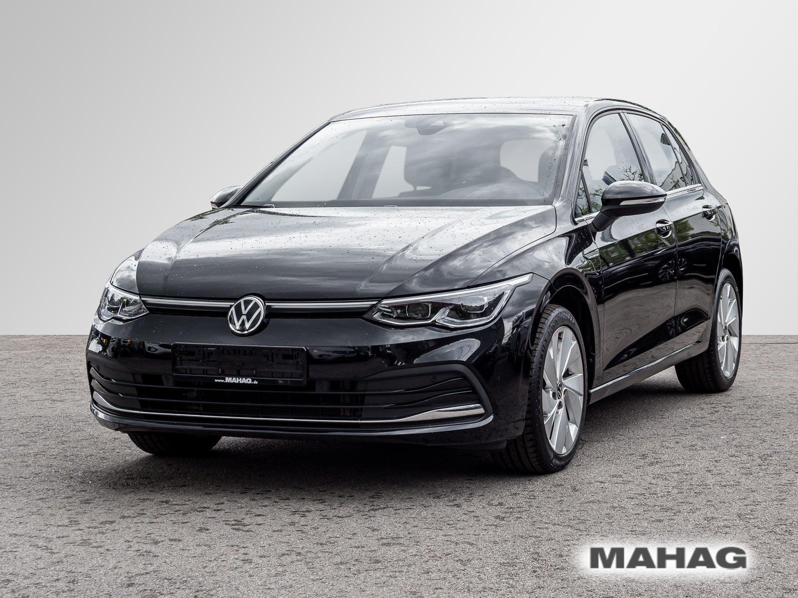 Volkswagen Golf VIII 1.5 TSI STYLE Navi IQ.LIGHT R-KAM ACC