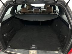 MERCEDES-BENZ C 220 T CDI / DESIGNO / HARMAN KARDON/ AUTOM./ MERCEDES-BENZ C 220 T CDI / DESIGNO / HARMAN KARDON/ AUTOM./