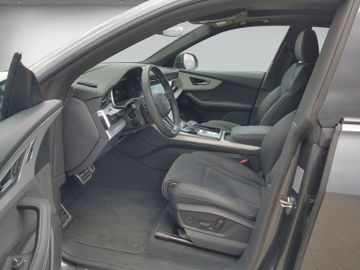 Audi Q8 - 11