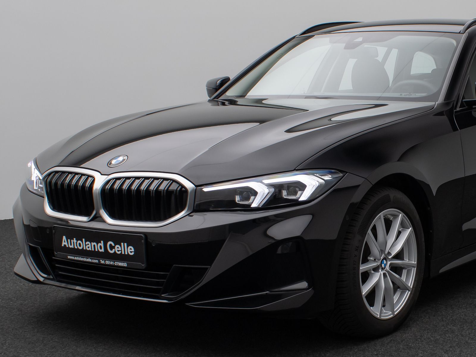 Fahrzeugabbildung BMW 318i Kamera DAB Sportlenkrad CockPit+ Alarm LED
