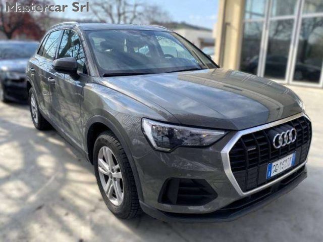 Audi AUDI Q3 Q3 II 35 2.0 tdi Business quattro s-tron imagem 3