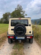 Suzuki Jimny mit hochwertiger Offroad-Ausstattung - Suzuki: Of