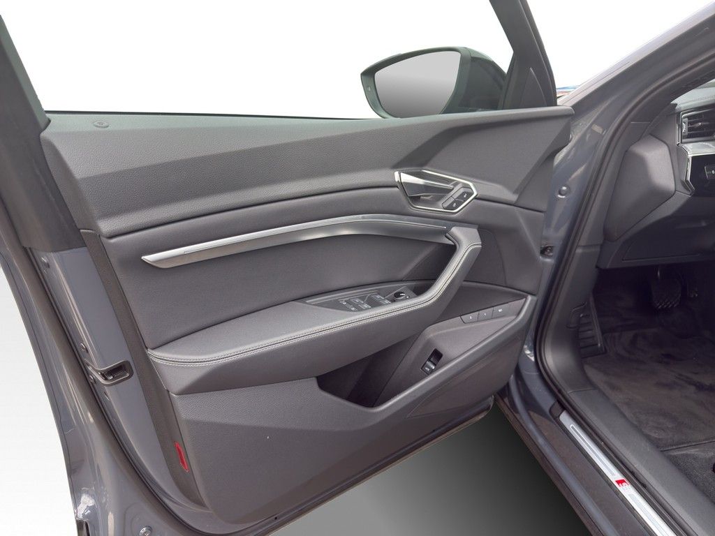 Audi Q8 e-tron - Bild 12