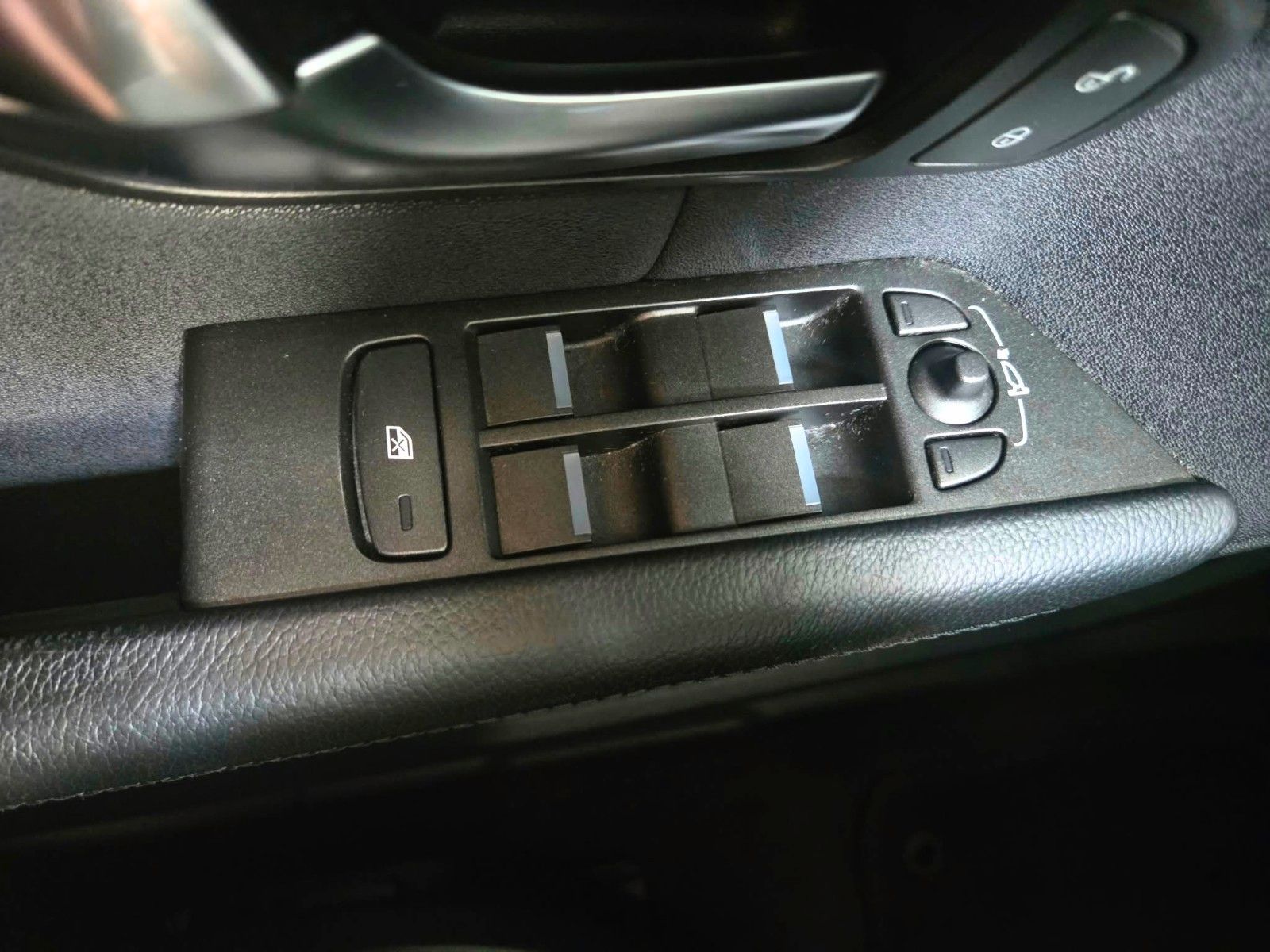 LAND ROVER Range Rover Evoque — zdjęcie 28