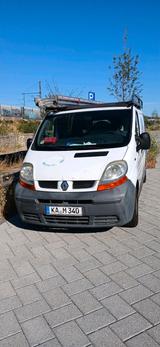 Renault Trafic 2.5 dCi Diesel  TÜV bis 20... - Renault Megane aus 2004 mit Diesel-Antrieb