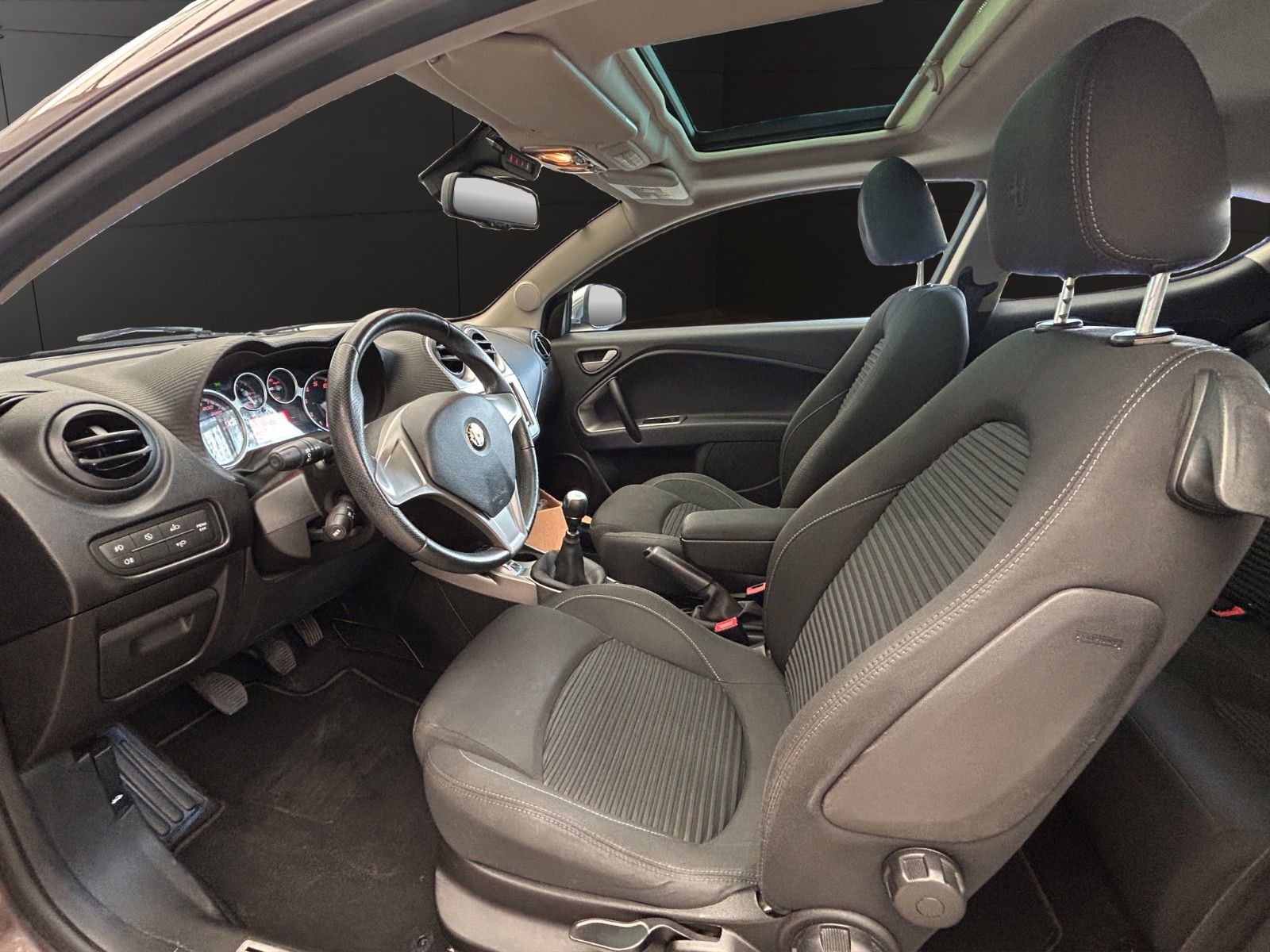 Fahrzeugabbildung Alfa Romeo MiTo Super/TÜV Neu !! / Service Neu !! /