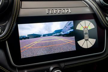 صورة مصغرة 40 لـ 2017 Ferrari GTC4LUSSO