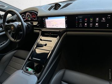 Porsche Panamera - 10