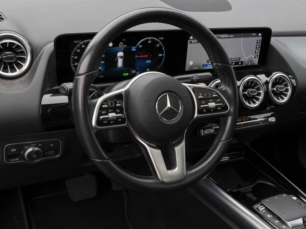 MERCEDES-BENZ EQA 250 190CH - PROGRESSIVE - TOIT PANORAMIQUE - CAMERA DE RECUL - 1ERE MAIN - HISTORIQUE ENTRETIEN COMPLET