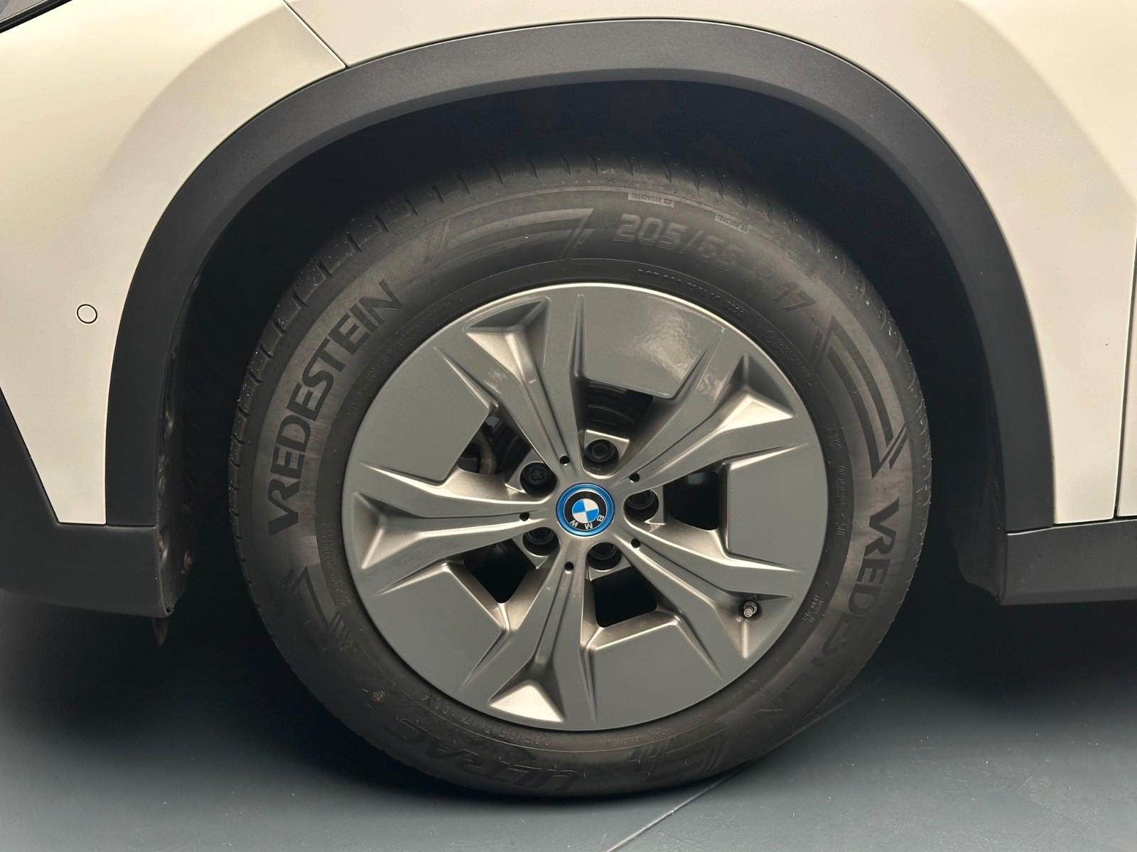 BMW iX1 xDrive30 *NAVI*KAMERA*Sitzhzg*Alexa*, миниатюра 9