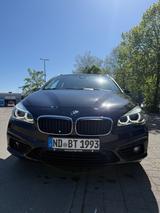BMW 220 Active Tourer 220i Sport Line Sport Line - BMW 220 Active Tourer aus 2015
