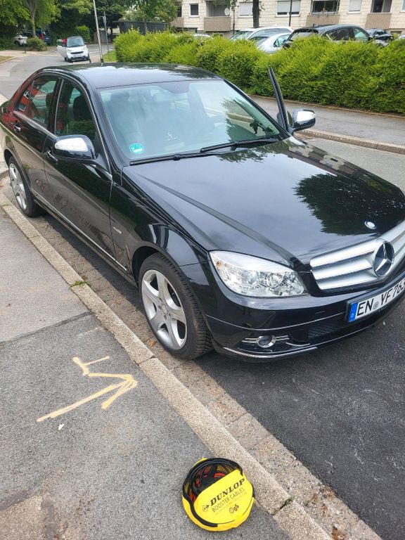 Image of Mercedes-Benz C 200