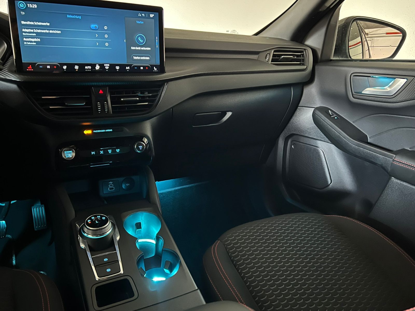 Fahrzeugabbildung Ford Kuga PlugIn Hybrid ST-LINE/MATRIX-LED/HuD/1.HAND