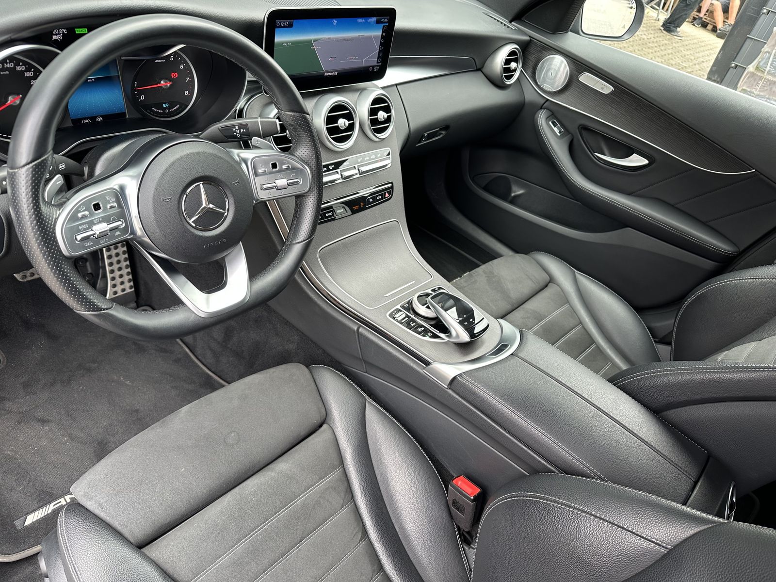 Fahrzeugabbildung Mercedes-Benz C 200 T AMG-Line NAV+LED+AHK+BURMESTER+DISTRONIC