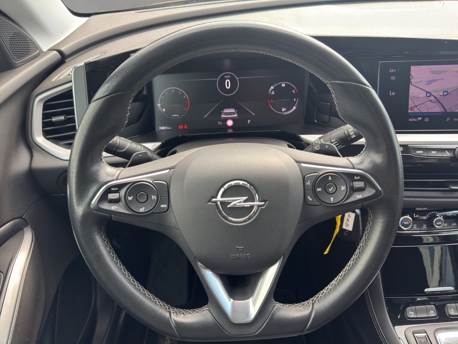 Fahrzeugabbildung Opel Grandland 1.2 Turbo Aut. GS Line/KAMERA/SHZ/NAVI
