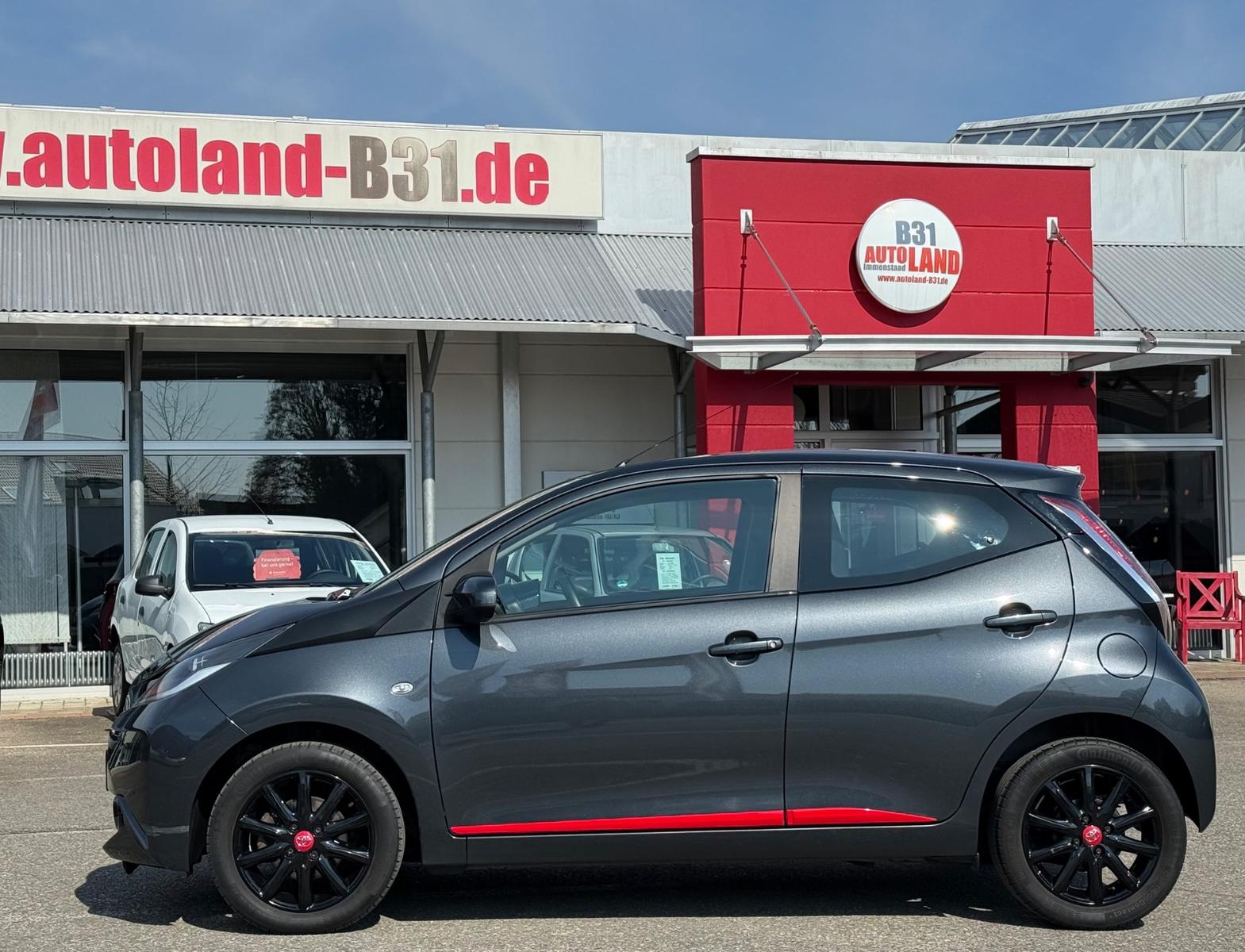 Toyota AYGO X-Play Touch 1.Hand Navi Klima Sitzheizung