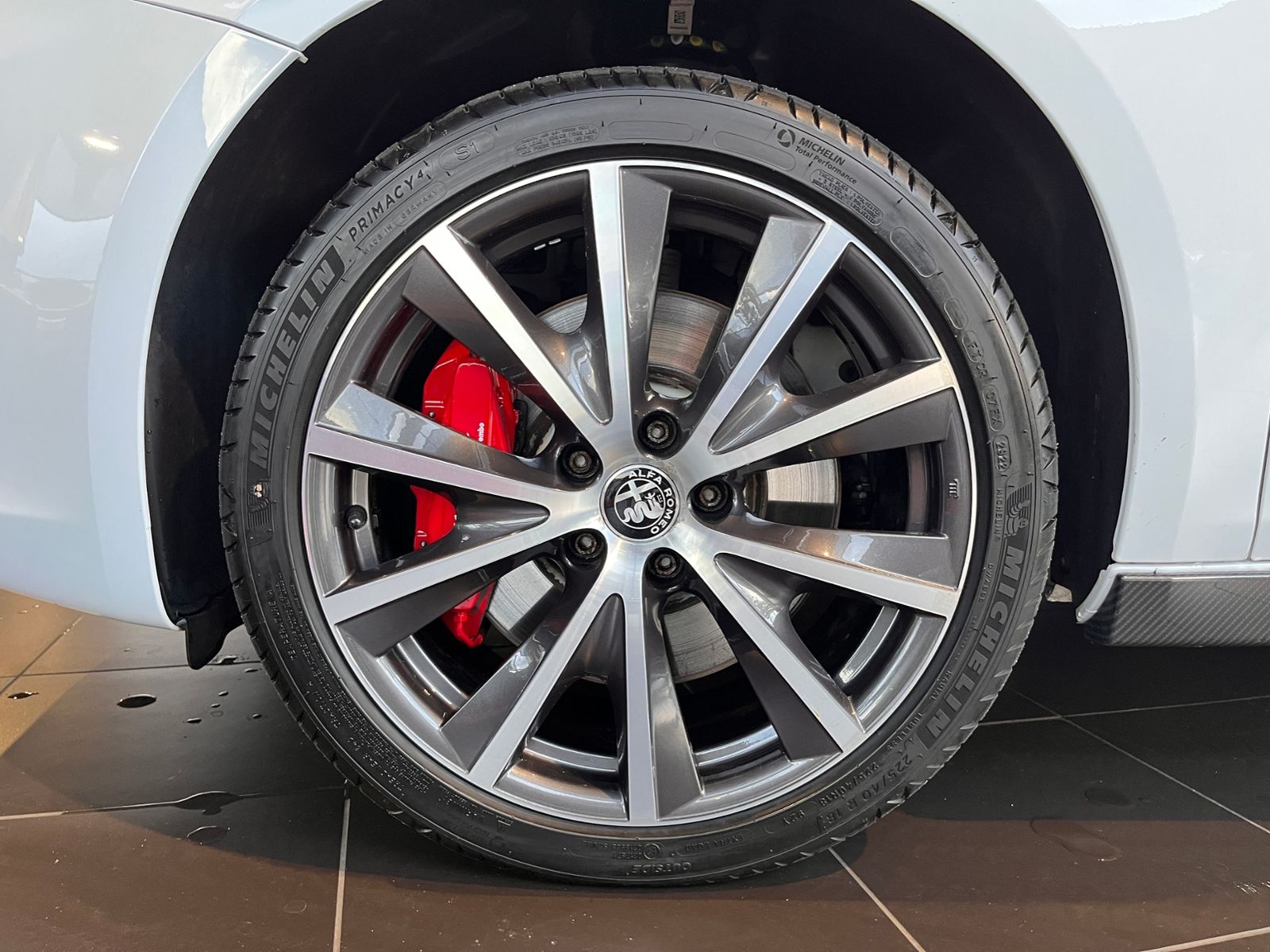 Fahrzeugabbildung Alfa Romeo Giulietta Sprint FINAL EDIT. NAV PDC SHZ