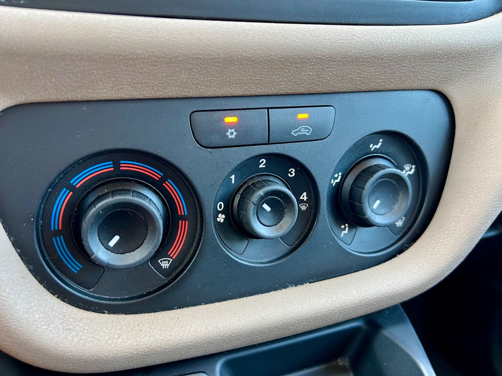 FIAT Doblo Doblò Lounge KLIMA BLUETOOTH ZV RADIO