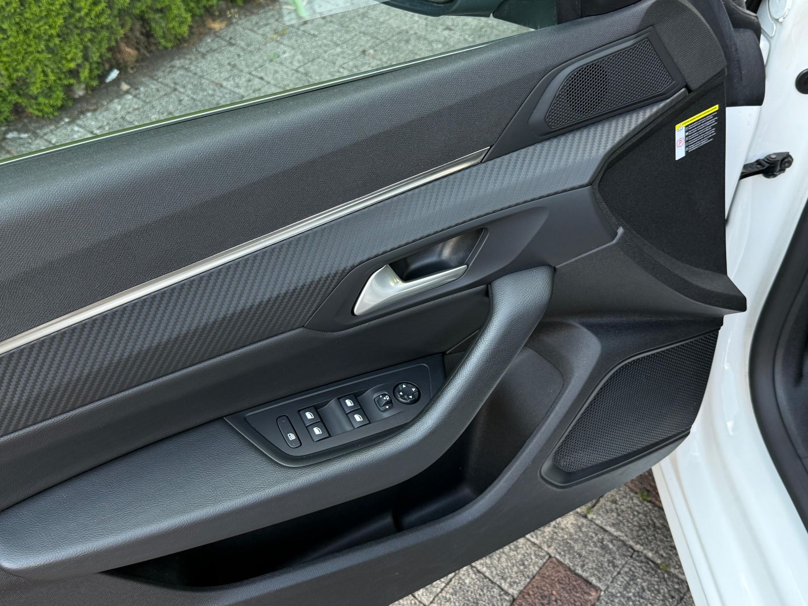 Fahrzeugabbildung Peugeot 508 1.5 Blue-HDI Active NAV+SHZ+KAM180°+TEMP+MFL