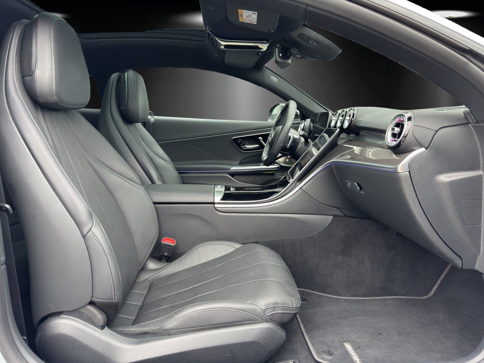 Fahrzeugabbildung Mercedes-Benz CLE220d AMG Premi+ DBC Masage HUD Standhz Carbon