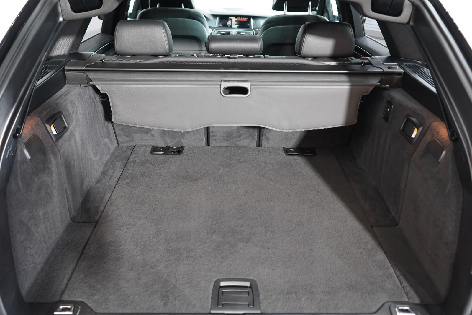 BMW M550 d Touring xDrive 381 ch • BVA • Harman Kardon • HUD • Toit Panoramique
