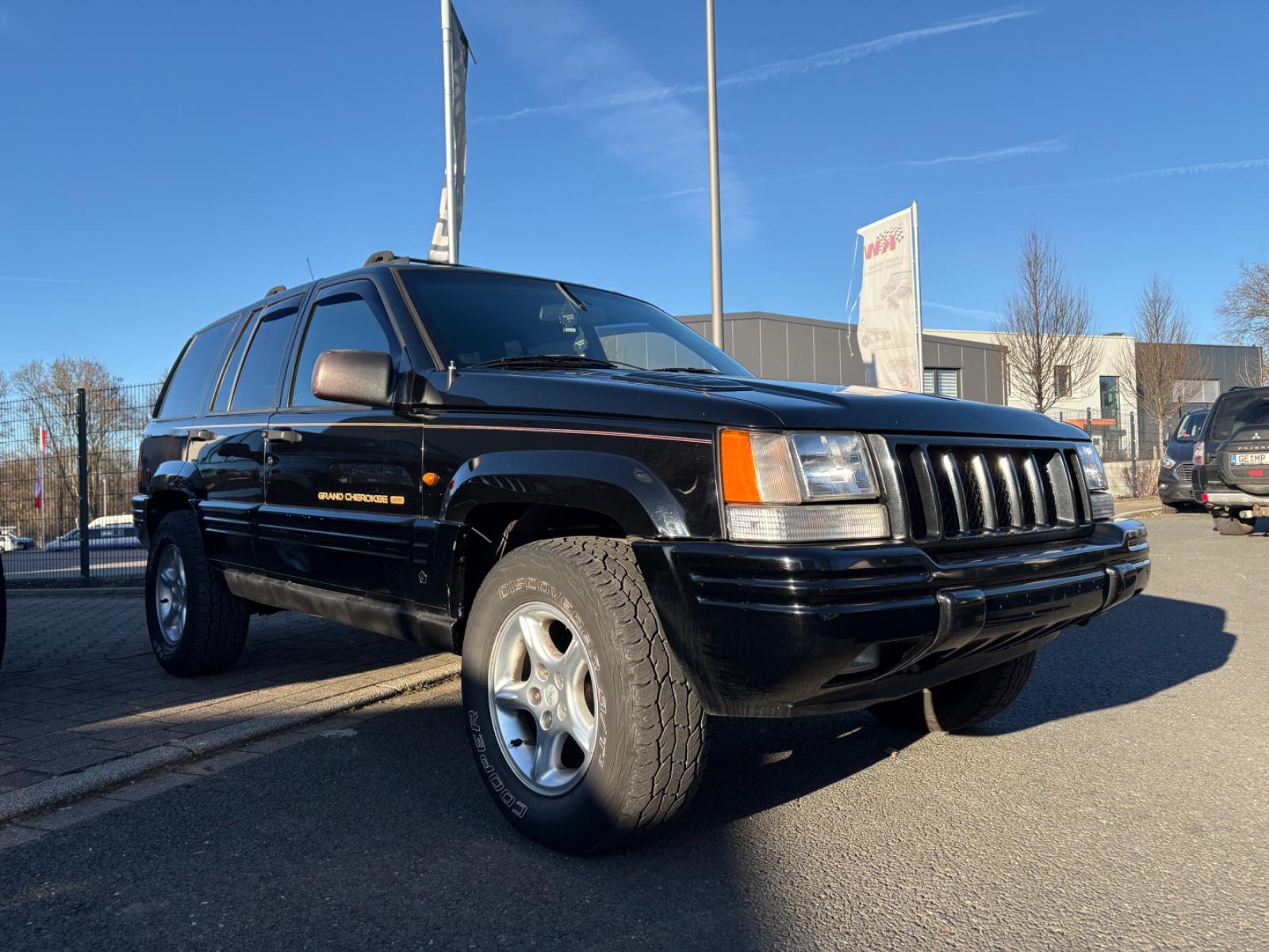 Jeep Grand Cherokee 5.2 V8 sehr gepflegt LPG Tüv