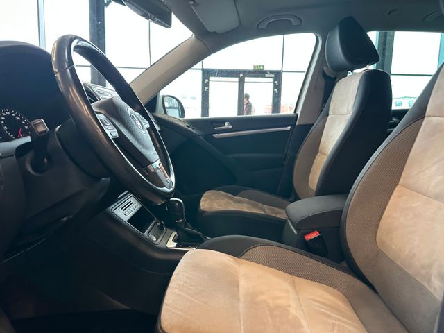 Volkswagen Tiguan Sport & Style 4Motion *2. Hand*Klima*Navi