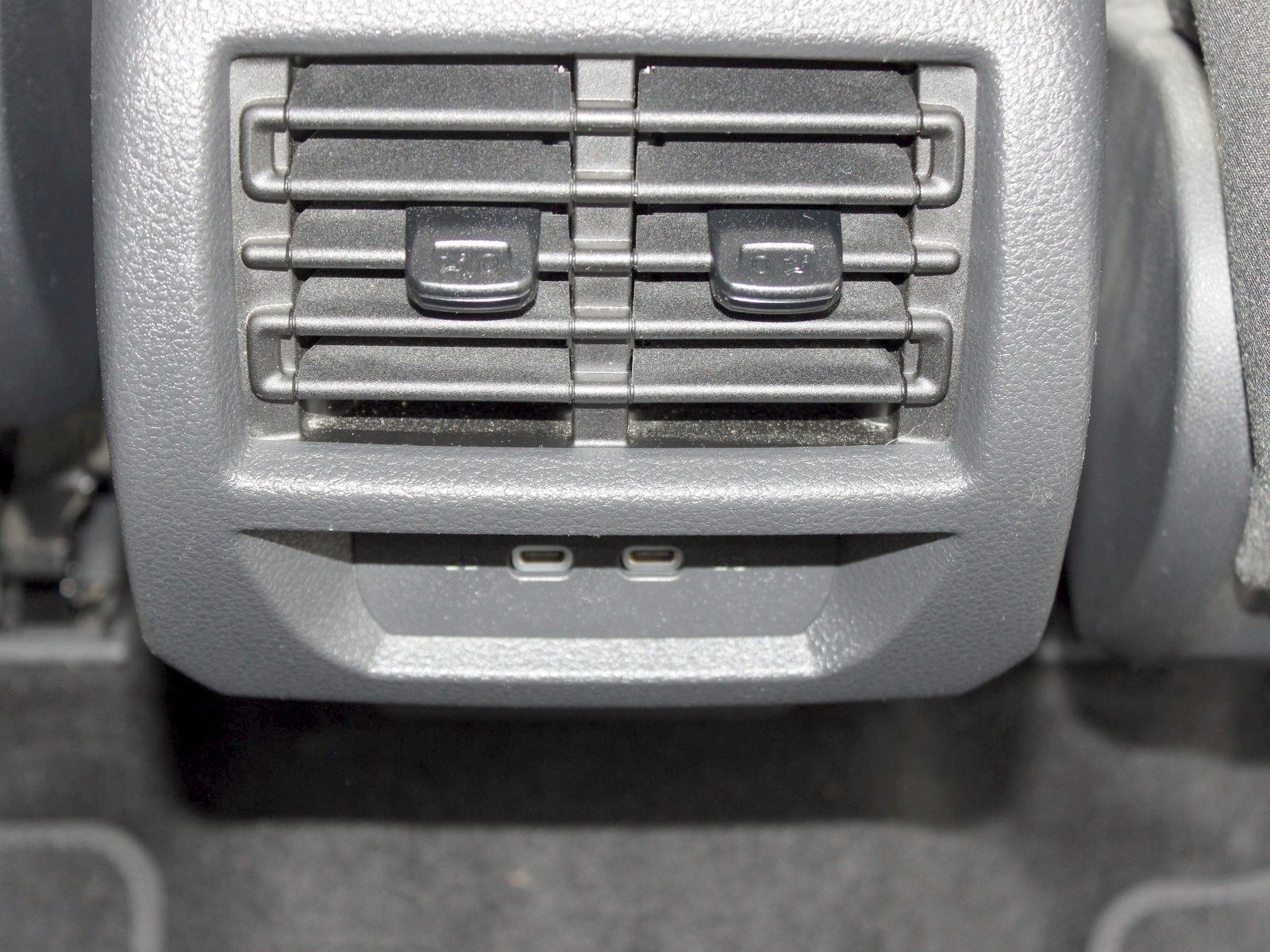 Fahrzeugabbildung Ford Grand Tourneo Connect Active 2,0 EcoBlue