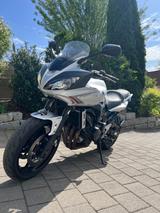 Yamaha FZ6 Fazer S2 - YAMAHA FZ6 S2