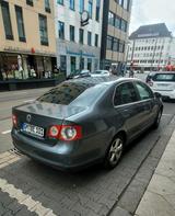 Volkswagen Jetta Mk5 (1K 2.0 TDI me 77 KW ... - Volkswagen Jetta: 2.5