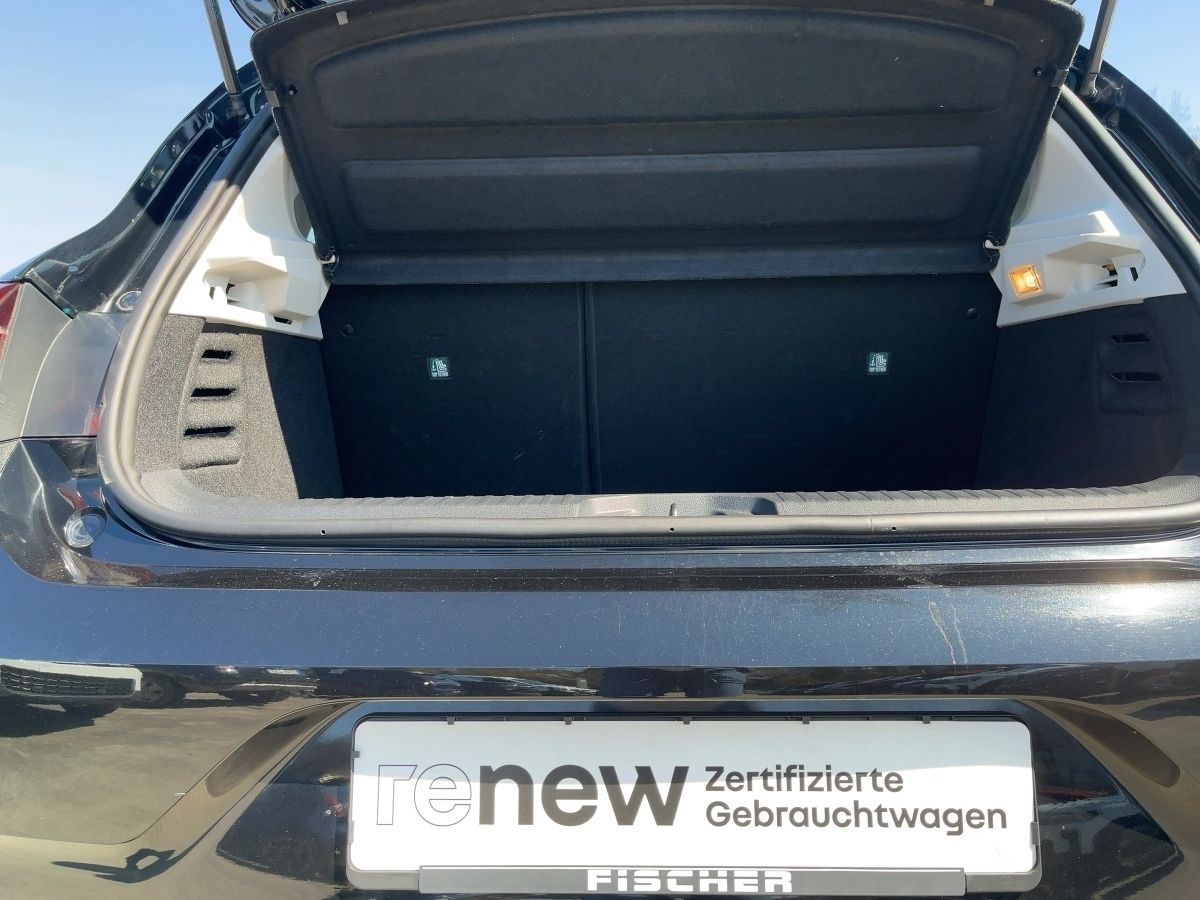 Fahrzeugabbildung Renault Clio INTENS TCe 100 Navi