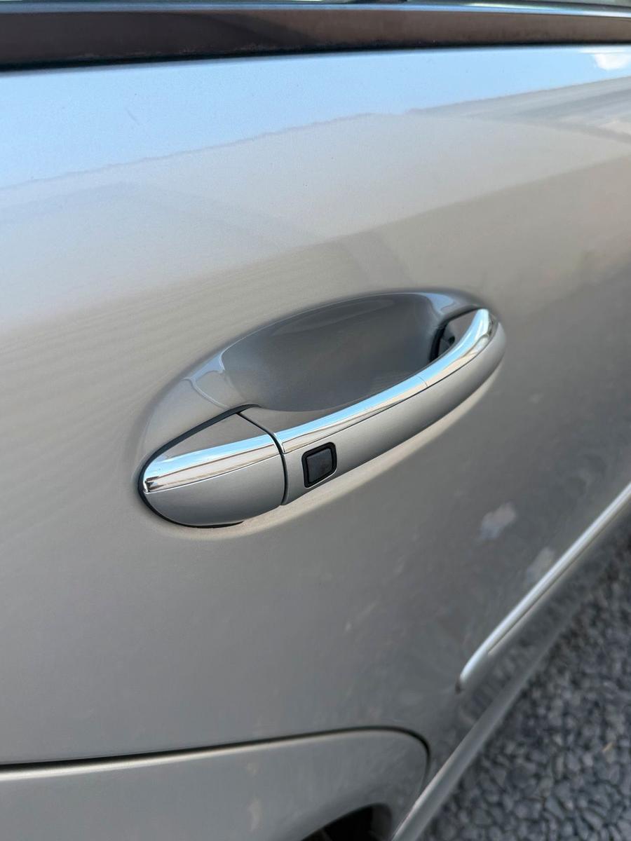 Mercedes-Benz E500 2005 — photo 14