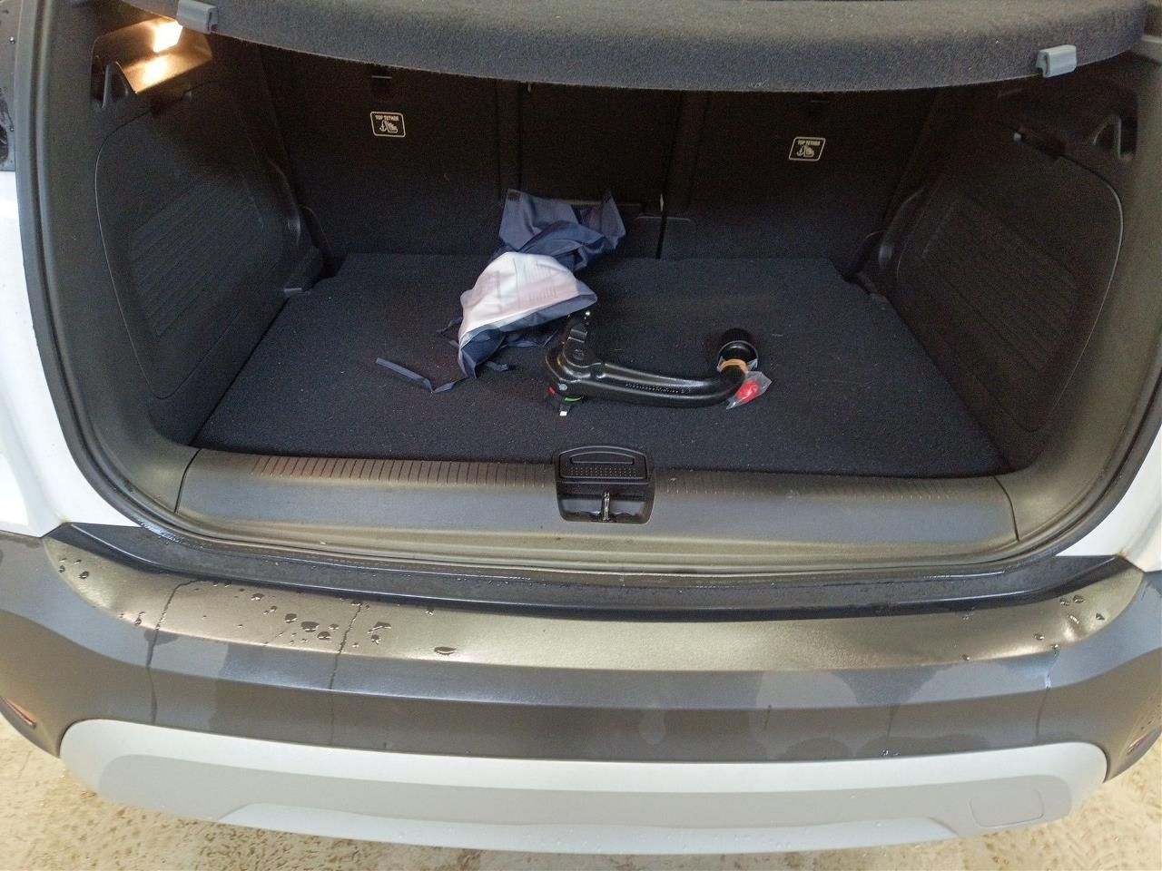 Fahrzeugabbildung Opel Crossland 1.2 Elegance 96KW