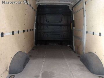 Volkswagen Crafter - 9
