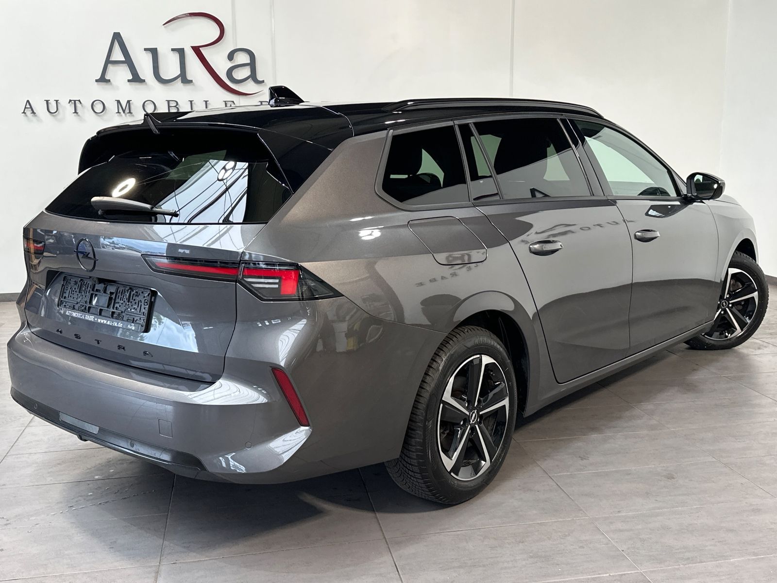 Fahrzeugabbildung Opel Astra Sports Tourer 1.5 D Automatik GS NAV+LED