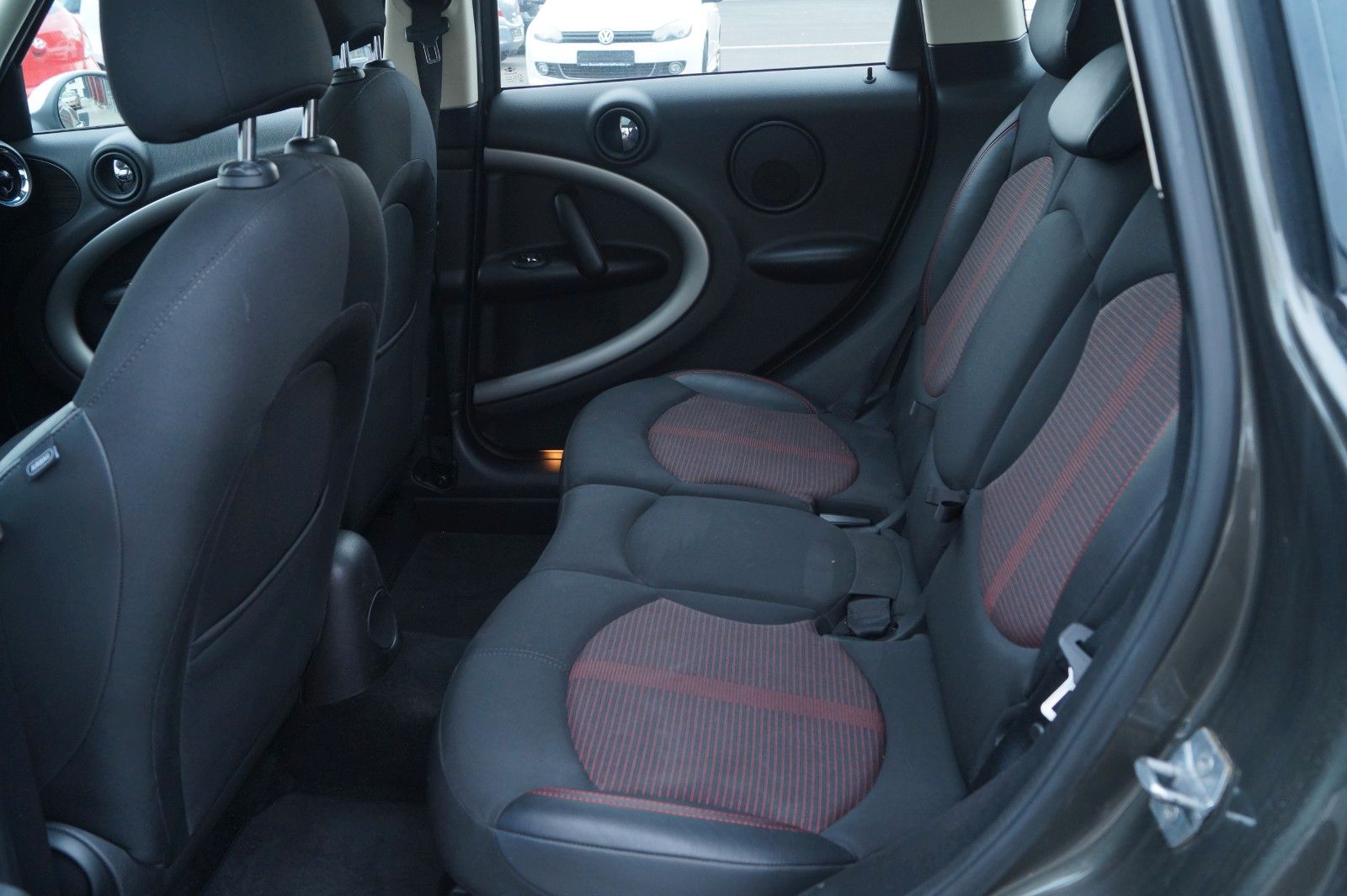 Fahrzeugabbildung MINI COOPER Countryman Cooper