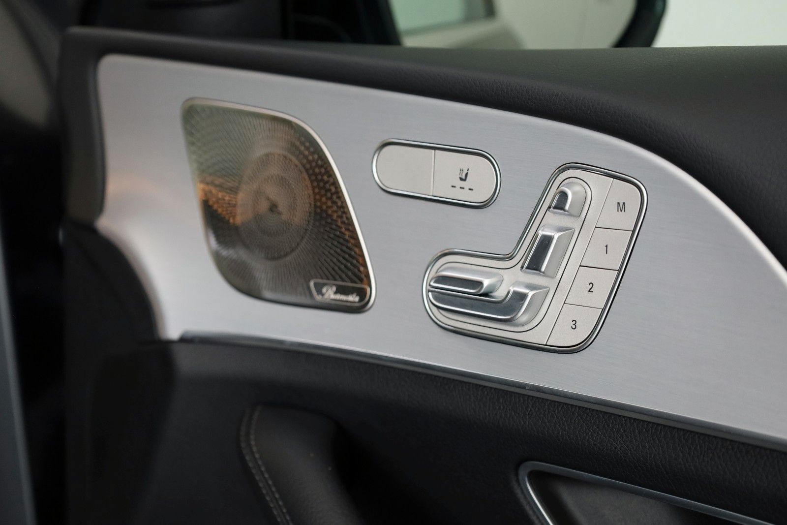 Fahrzeugabbildung Mercedes-Benz GLE 350 e 4M,360°Kamera,Burmester,Panorama