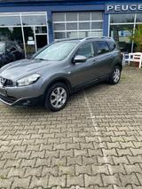 Nissan Qashqai +2 Tekna 4X4 - gebrauchte Nissan Qashqai aus dem Jahr 2011