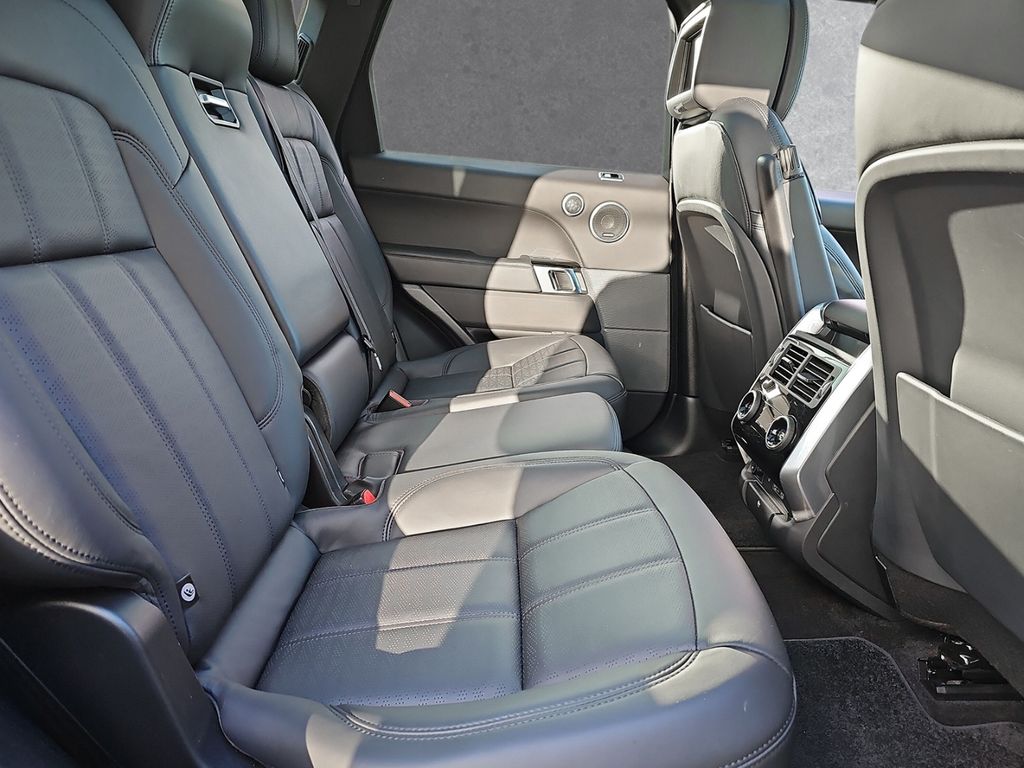 Land Rover Range Rover Sport P400e HSE Dynamic